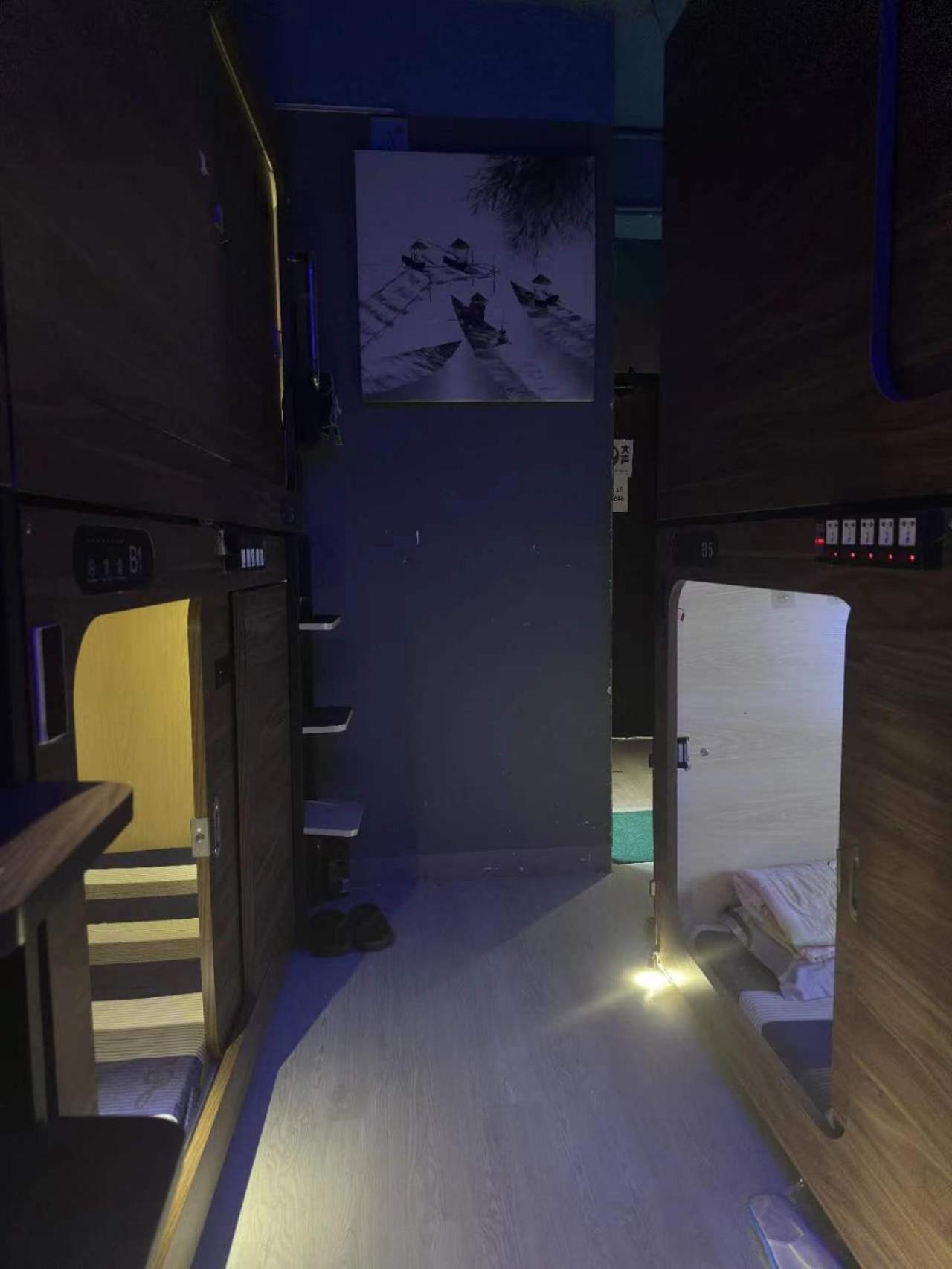 Sleep cubee capsule hotel Hongkong Buitenkant foto