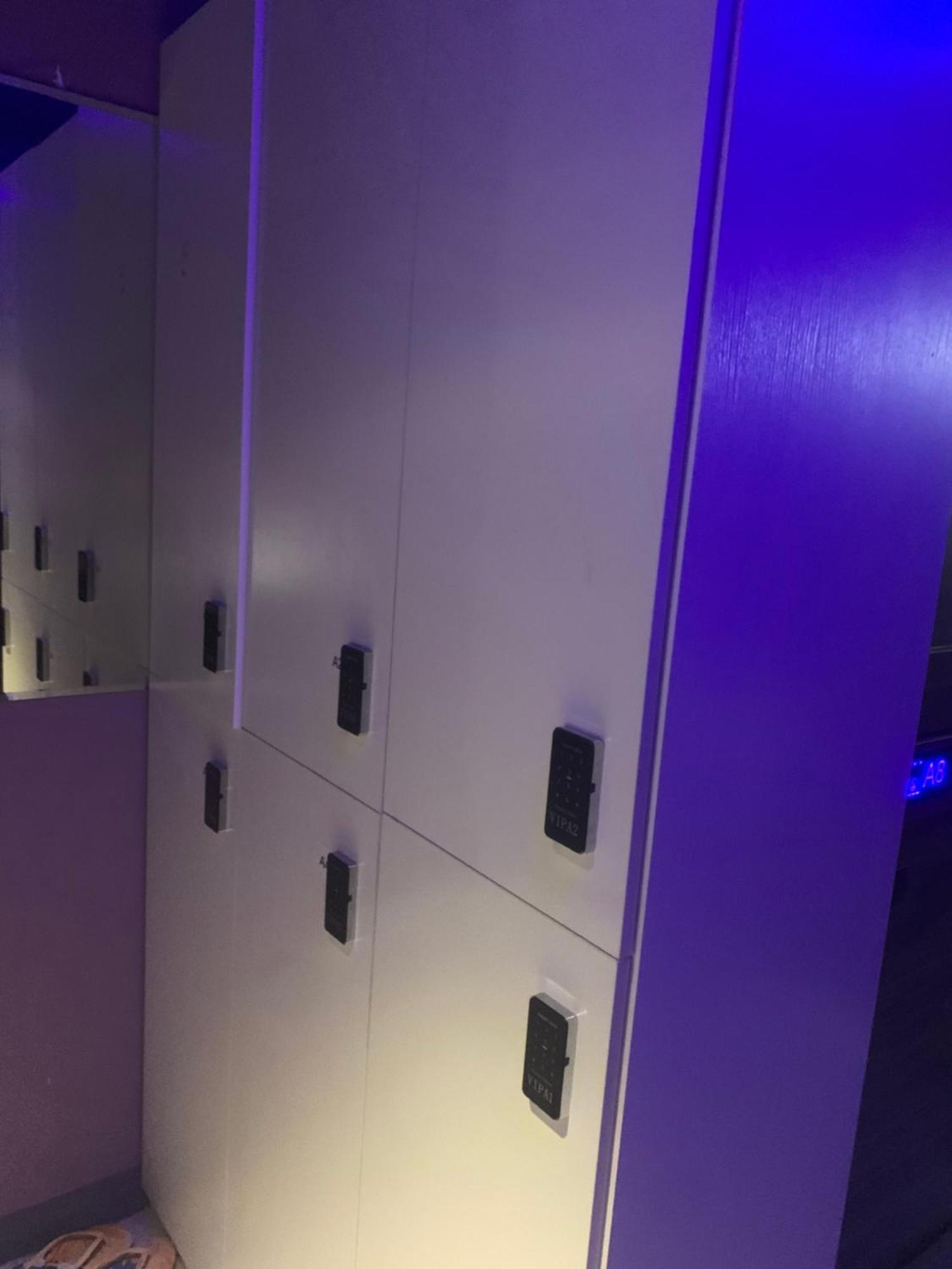 Sleep cubee capsule hotel Hongkong Buitenkant foto
